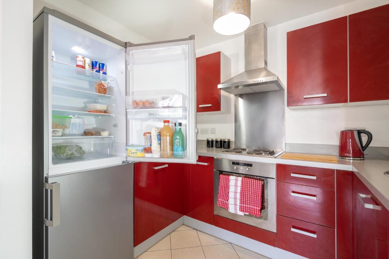 Maevela Apartments - Ultra Lavish Luxury 2 Bed Apartment City Centre - With Balcony - Free Secure Parking - Ps4 & Smart Tv'S 伯明翰 外观 照片